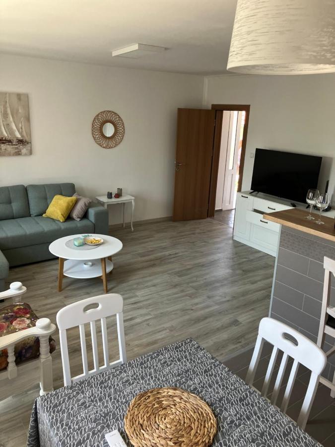 Mia Casa Apartment Tivat Exterior photo